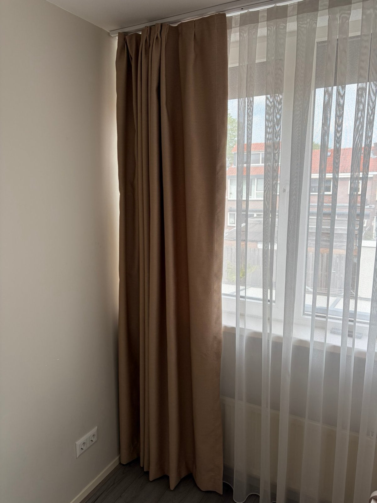 Verduisterende gordijnen, beige mooi zonwerend, Ophalen, Overige merken, Verduisterend, Beige