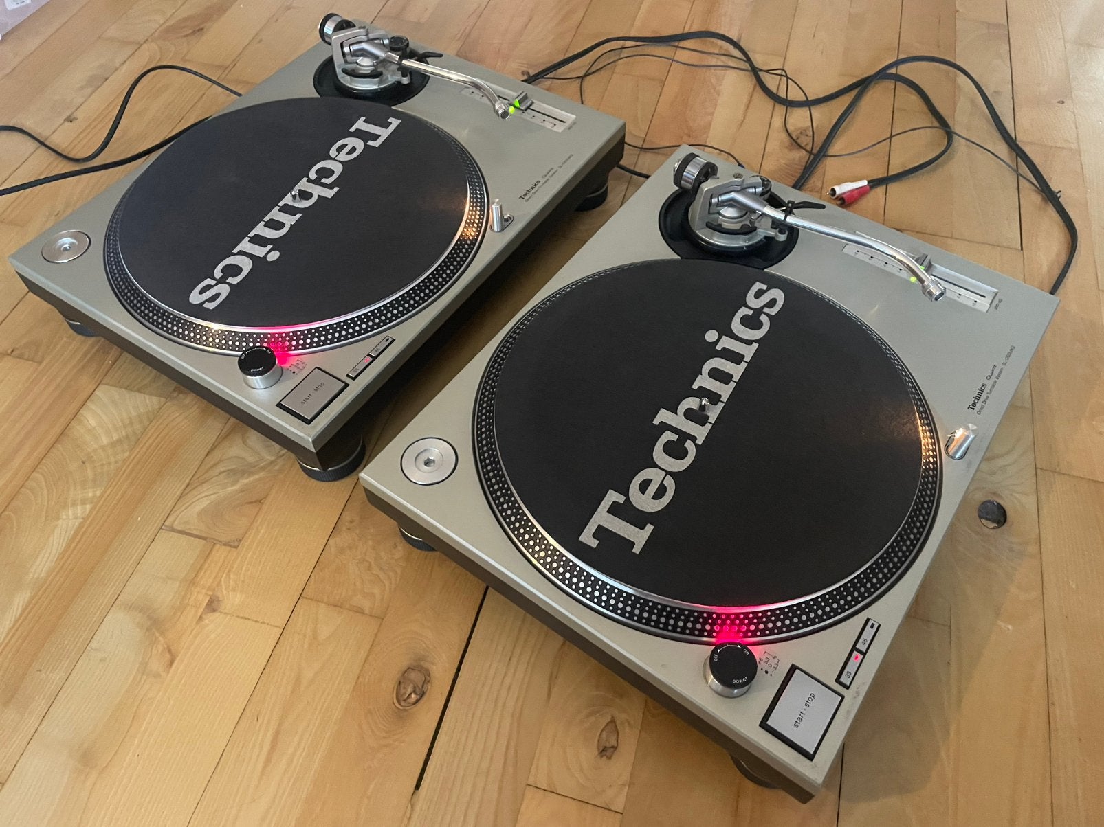 Set Technics SL1200 MK2 platenspelers, Ophalen, Pitch-regelaar, Zo goed als nieuw, Platenspeler