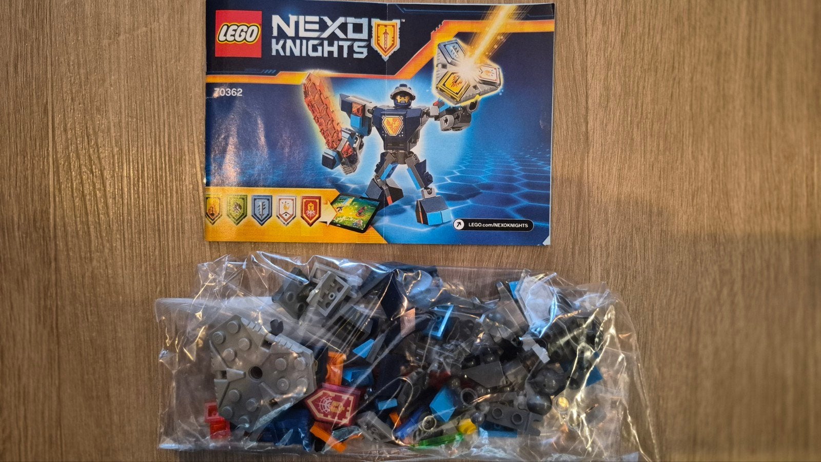 LEGO Nexo Knights 70362 Battle Suit Clay - Nieuw, Ophalen of Verzenden, Nieuw