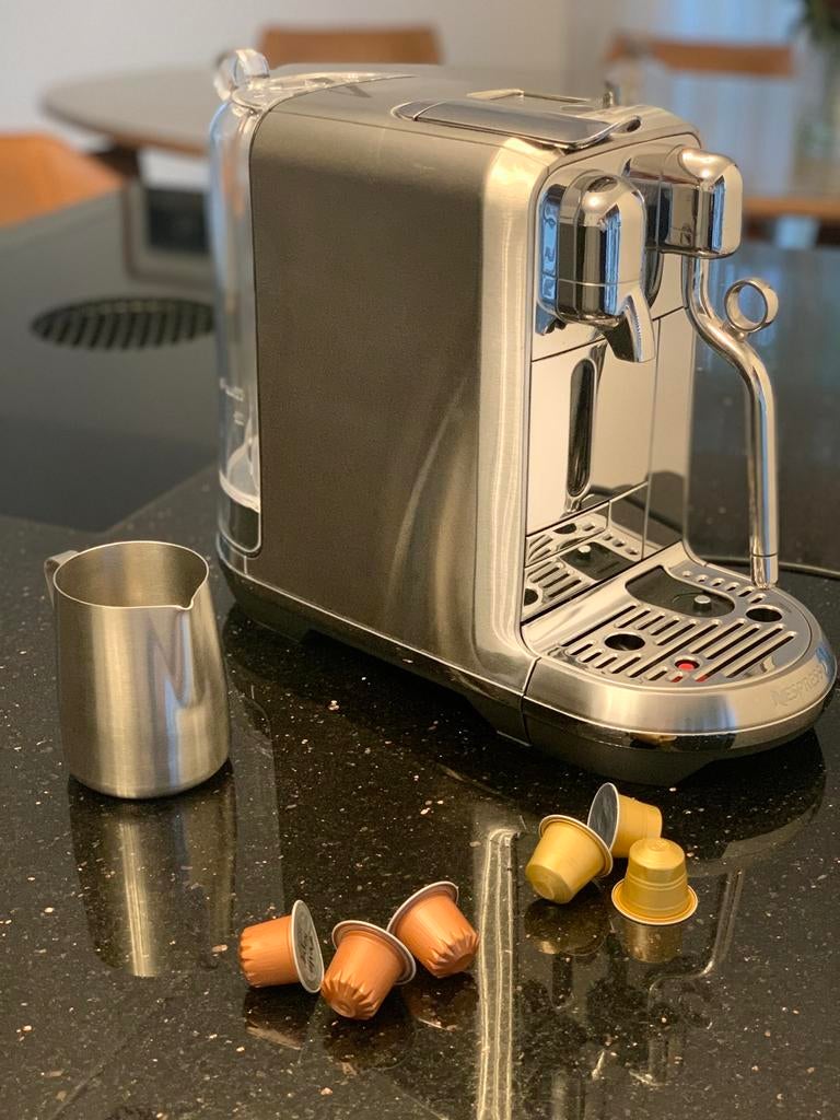 Nespresso Creatista Plus (RVS), Witgoed en Apparatuur, Koffiezetapparaten, Koffiepads en cups, Gebruikt, Koffiemachine, Ophalen