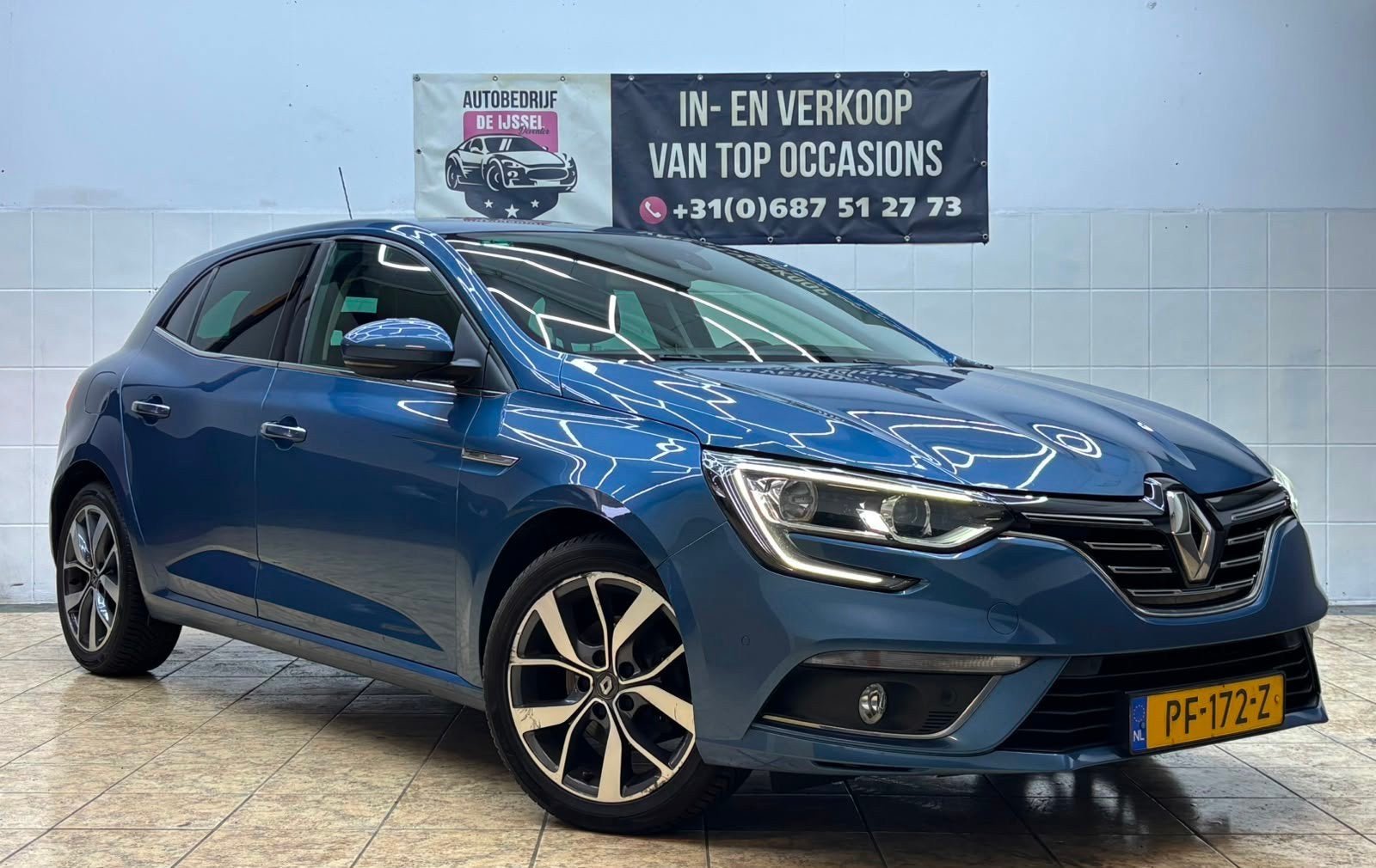 Renault Mégane 1.2 TCe Bose/ 2DE EIG /Dealer O.H/VOL Opties, Voorwielaandrijving, Gebruikt, Euro 6, 4 cilinders
