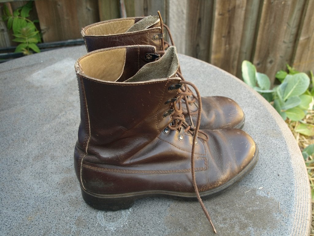 oude legerschoenen uit jaren 80, Bruin, Boots, Ophalen of Verzenden, Gedragen