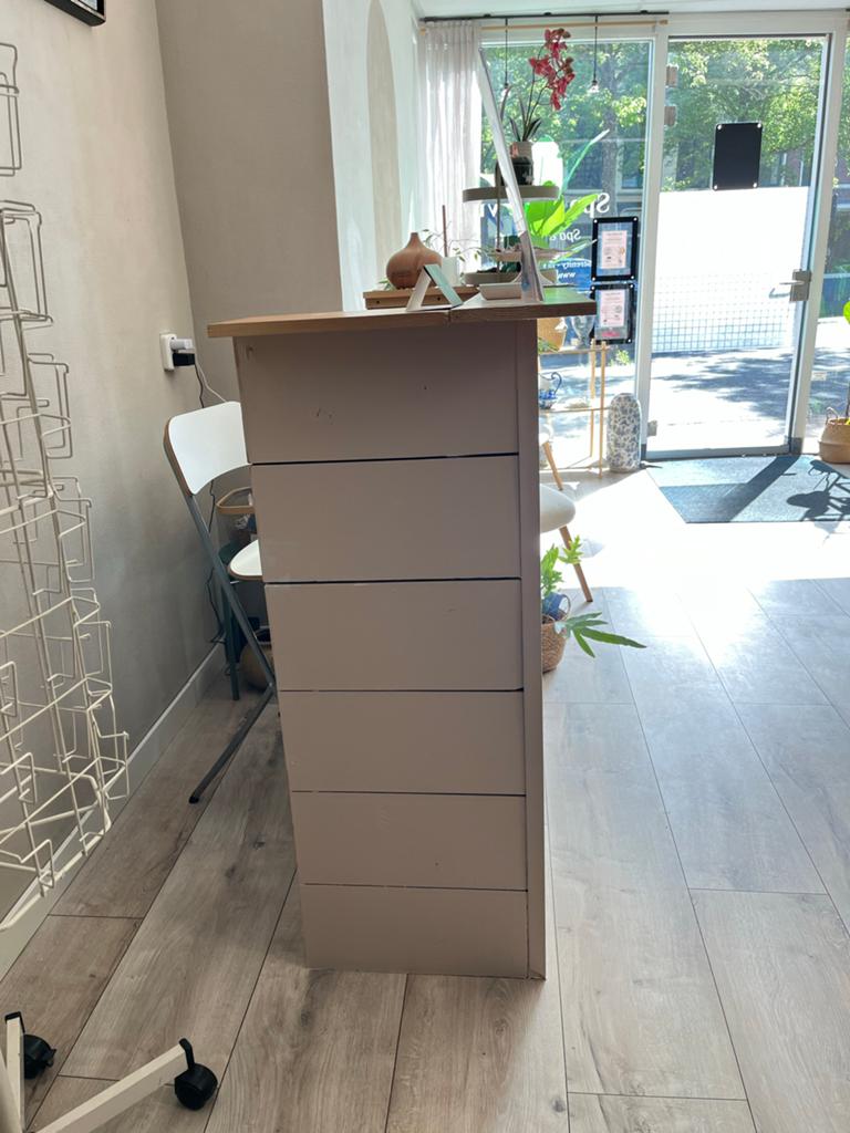 Stijlvolle Balie / Receptie Bureau - Zo goed als nieuw, Ophalen, Gebruikt, 139 cm, Hout