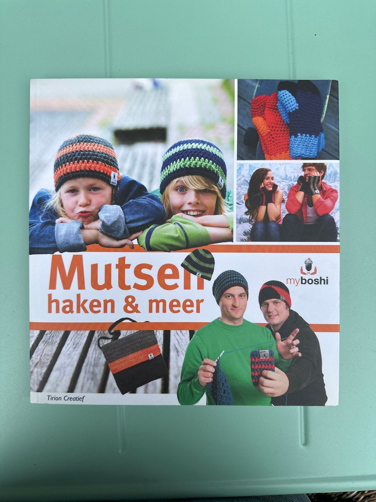 Myboshi Mutsen Haken & Meer - Tirion Creatief, Ophalen of Verzenden, Zo goed als nieuw, Breien en Haken