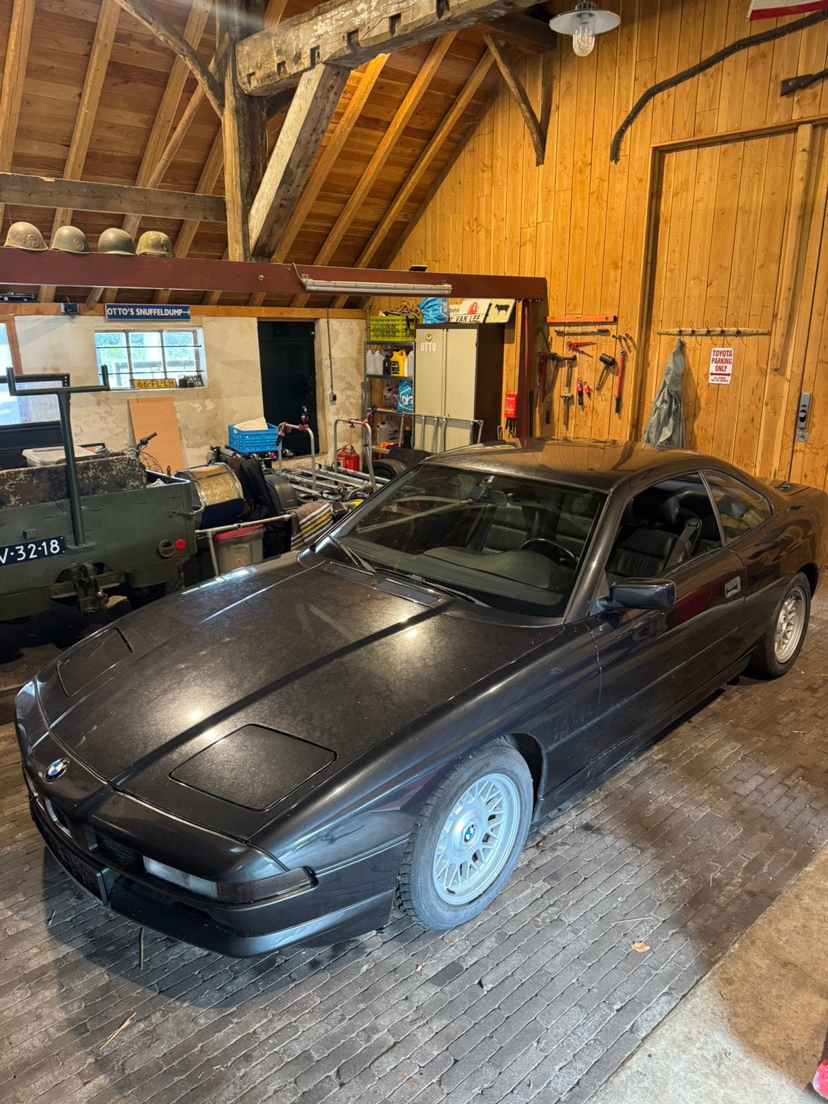 BMW 850i E31 V12 (1991) Origineel NL / BE Kenteken, Auto's, Automaat, Achterwielaandrijving, Zwart, Blauw