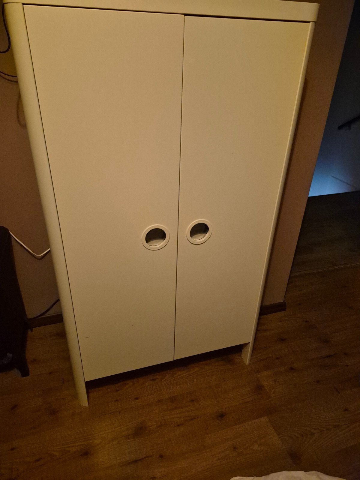 ikea kledingkast wit, Huis en Inrichting, Kasten | Kledingkasten, Ophalen, Overige materialen, Gebruikt, Modern, afgeronde hoeken