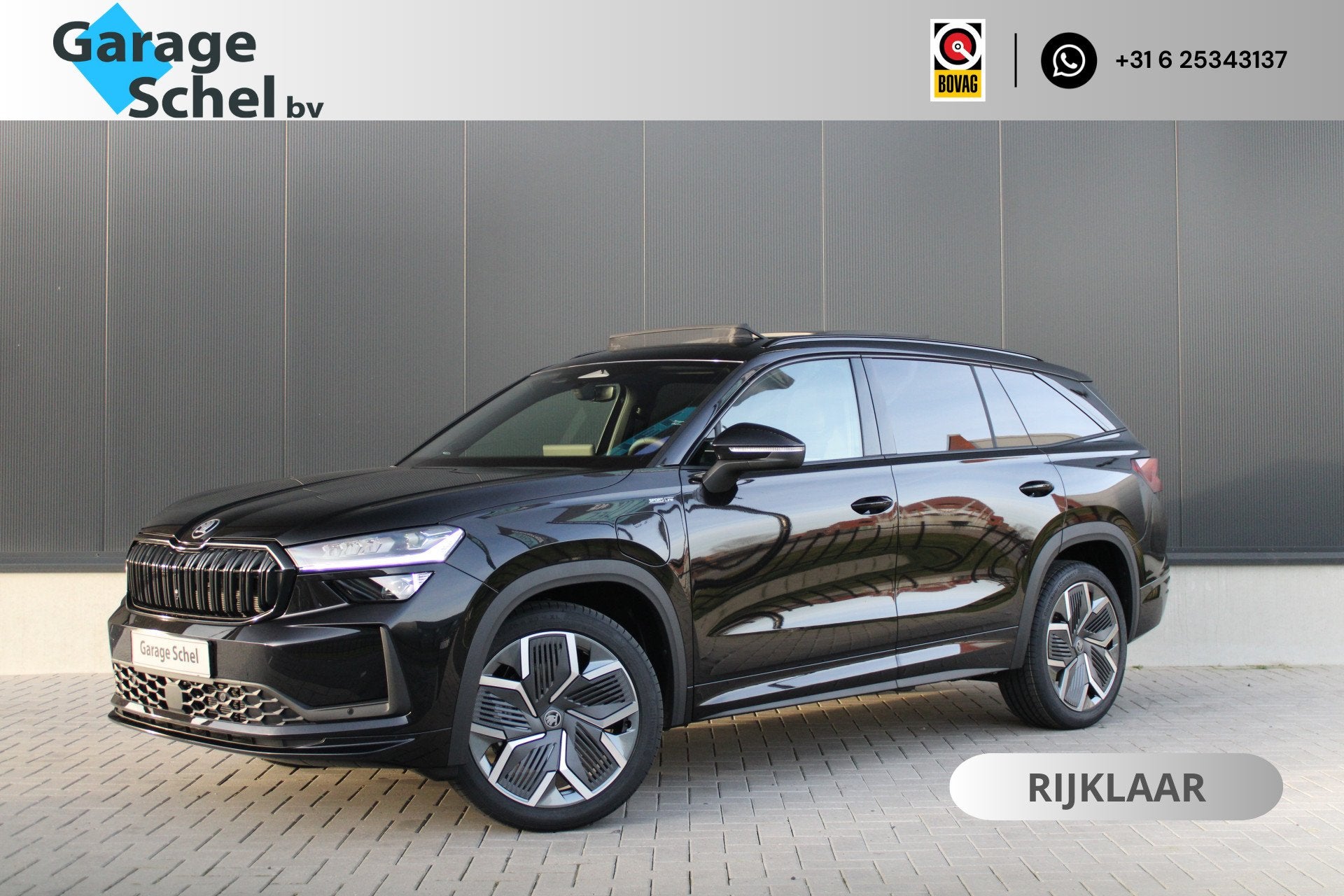 Skoda Kodiaq 1.5 TSI PHEV Sportline Business - Pano - Trekha, Auto's, Skoda, Euro 6, 4 cilinders, Zwart, Bedrijf