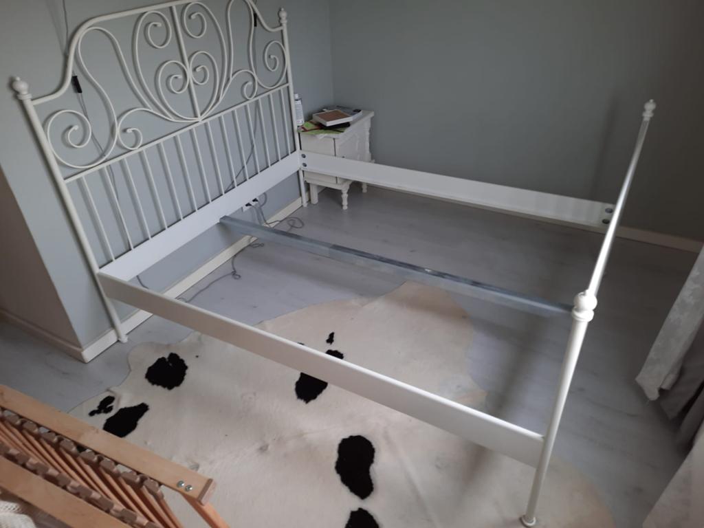 Metalen bed 160x200, Huis en Inrichting, Slaapkamer | Bedden, Ophalen, Gebruikt, Wit, Tweepersoons