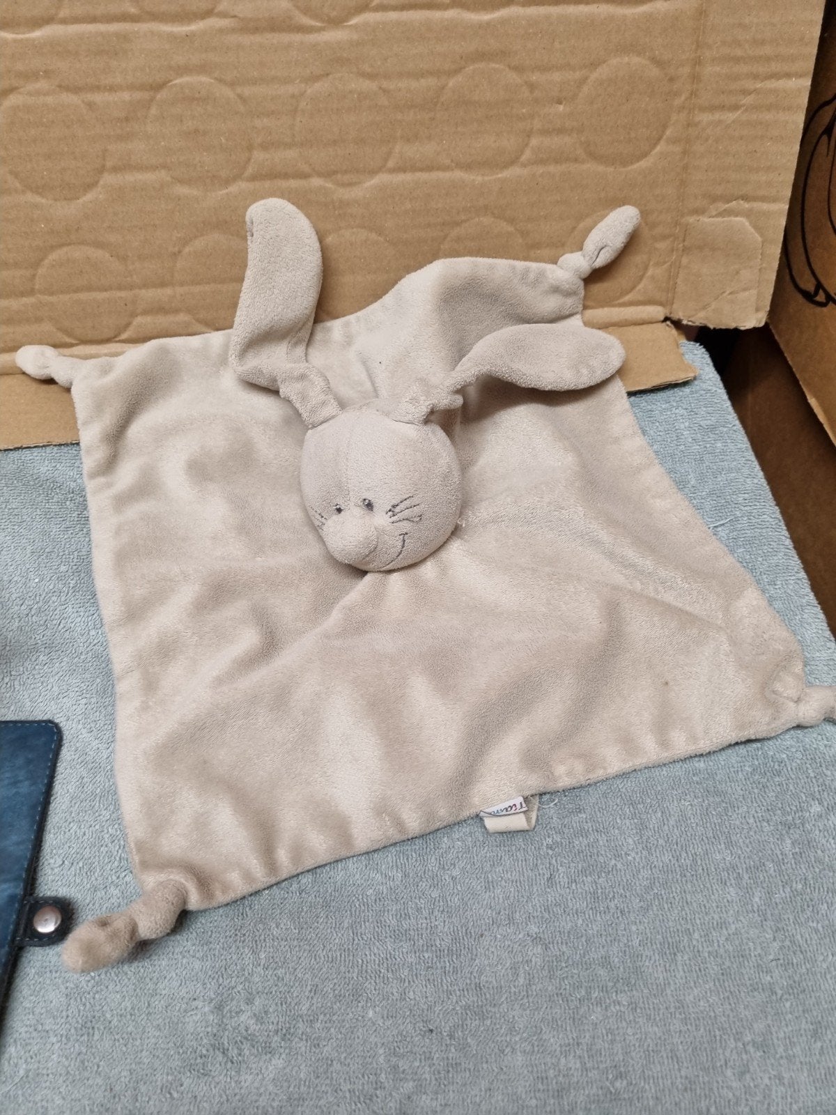 tiamo knuffel doekje konijn nr 62, Ophalen of Verzenden, Konijn