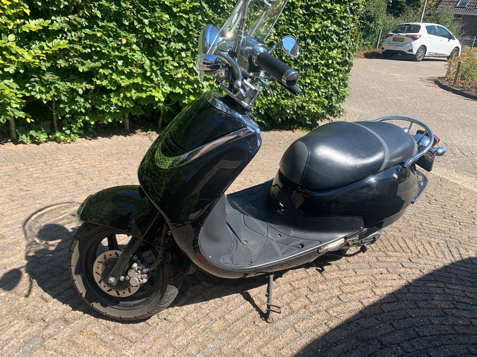 Zwarte Sym Mio Scooter, Maximaal 45 km/u, Zo goed als nieuw, Benzine, Ophalen