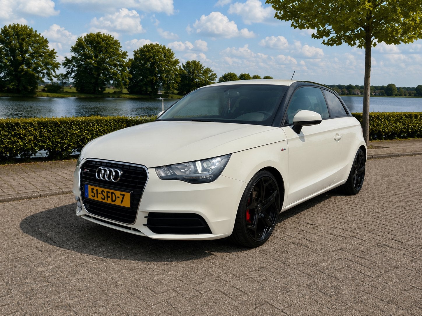 Audi A1 1.2 Tfsi 63KW 2011 Wit, Auto's, Voorwielaandrijving, Stof, Zwart, 4 cilinders