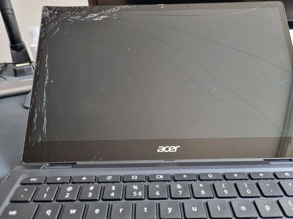 Acer Chromebook Plus 513 -  scherm gebarsten, Computers en Software, Laptop-opladers, Ophalen