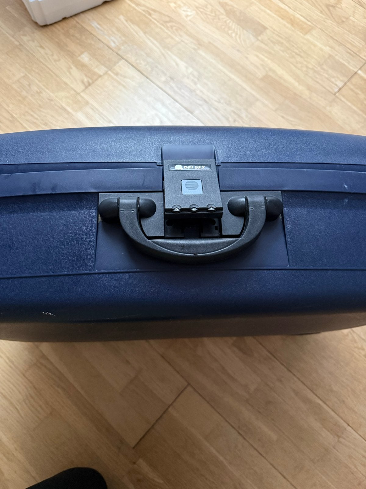 Delsey Koffer - Donkerblauw - Hard Kunststof, 60 tot 70 cm, Gebruikt, Hard kunststof, 45 tot 55 cm