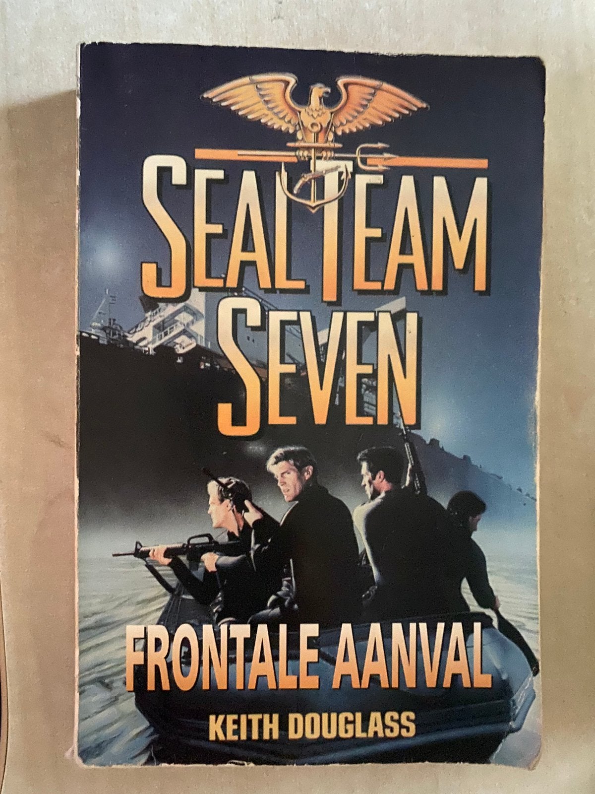 Frontale aanval (Keith Douglass) Seal Team Seven, Ophalen of Verzenden, Gelezen