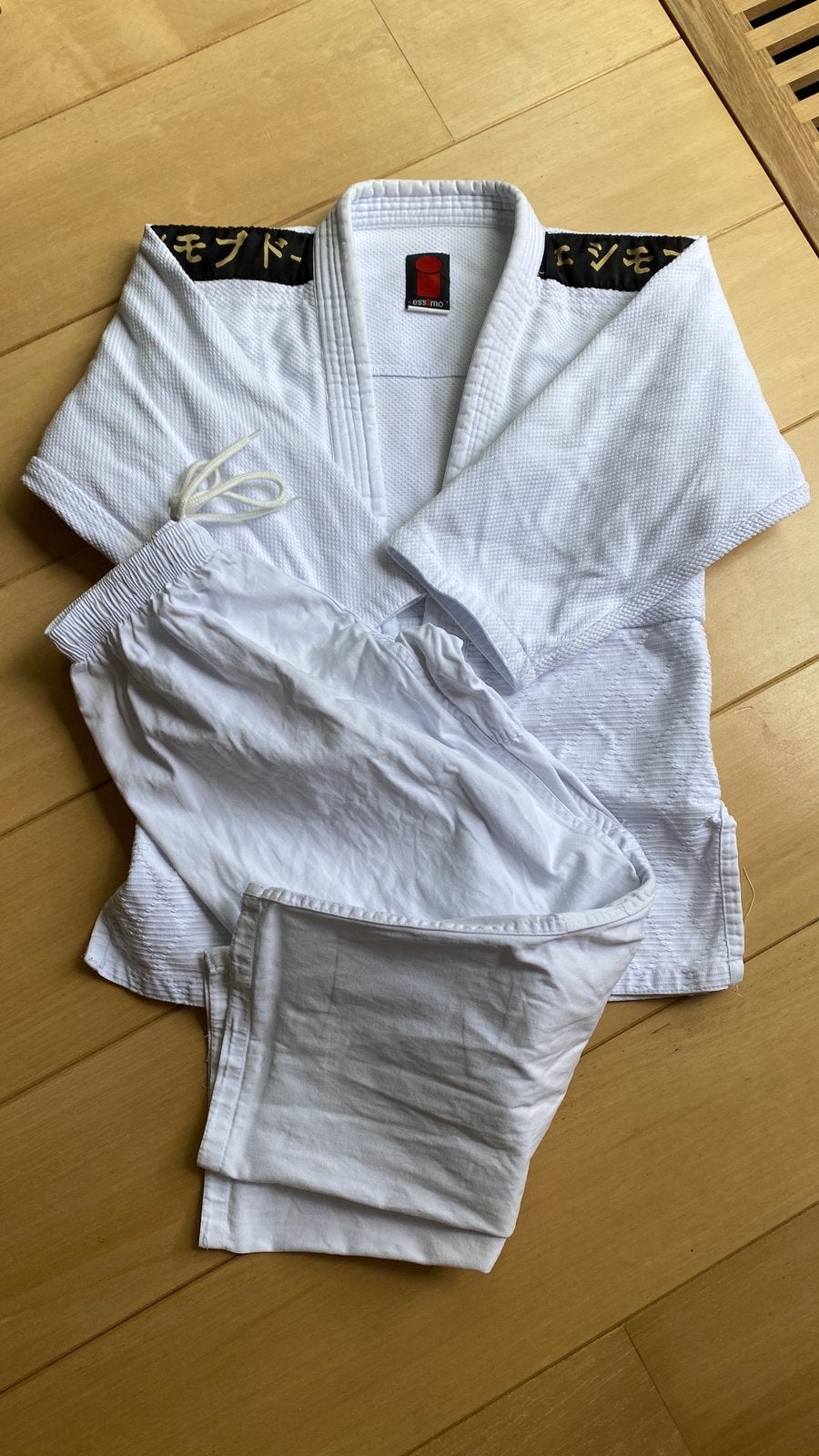 Essimo judopak - maat 160, Maat XS of kleiner, Judo, Vechtsportpak, Ophalen of Verzenden