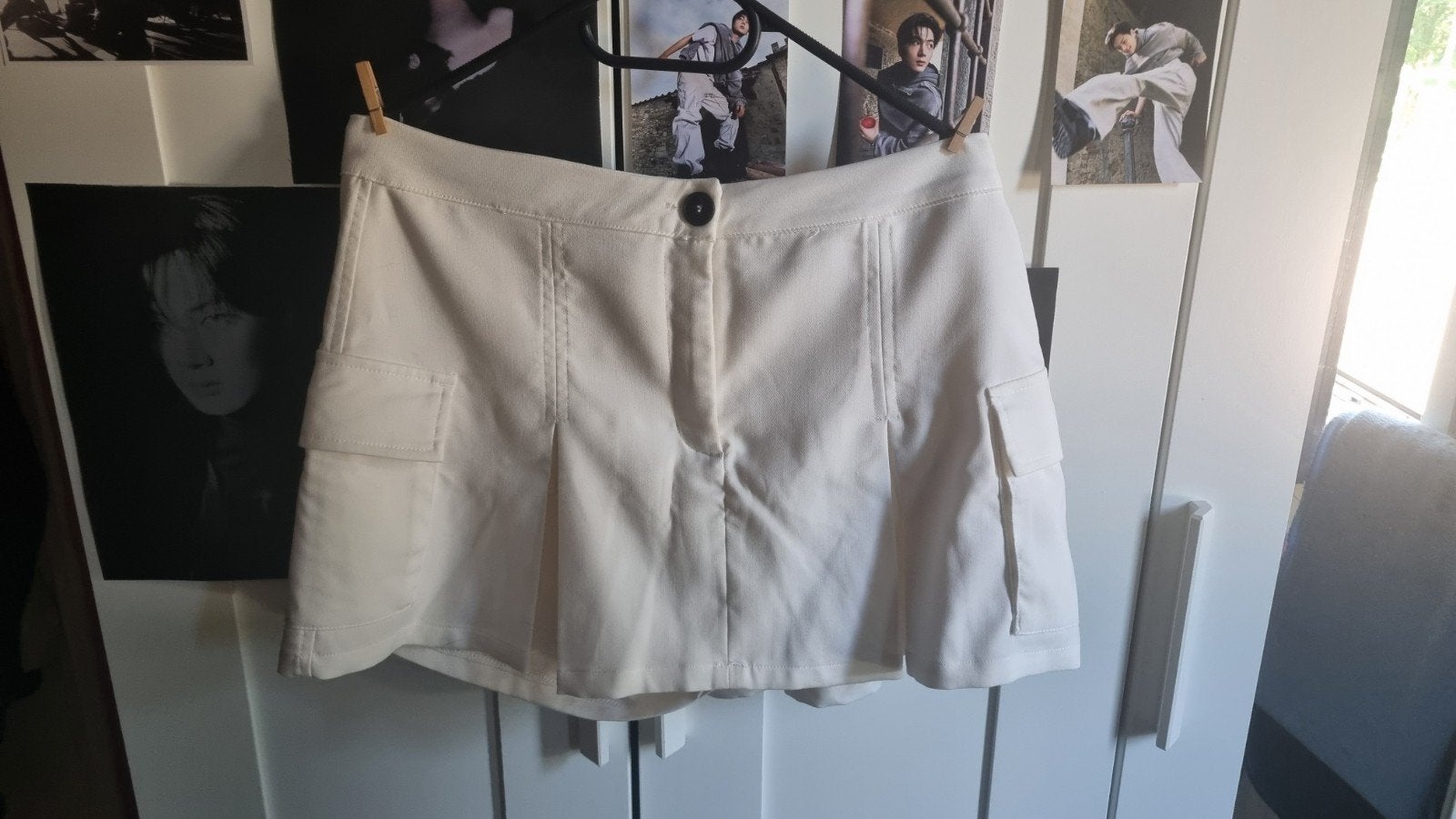 Bershka witte broek-rok met plooien en zakken, Kleding | Dames, Ophalen, Wit, Maat 42/44 (L), Nieuw