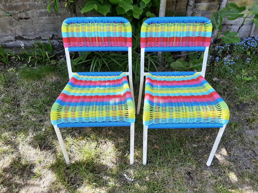 Set van 2 vrolijke, kleurrijke kinderstoelen in nieuwstaat, Ophalen, Gebruikt, Twee, Overige kleuren