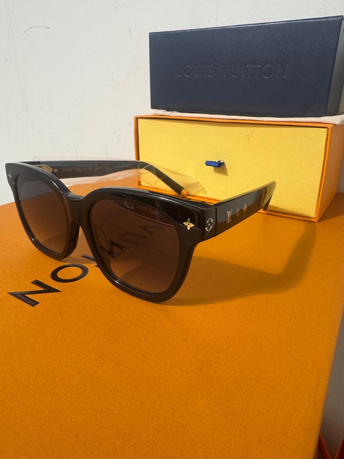 Louis Vuitton My Monogram Square-zonnebril, Ophalen of Verzenden, Nieuw, Zwart