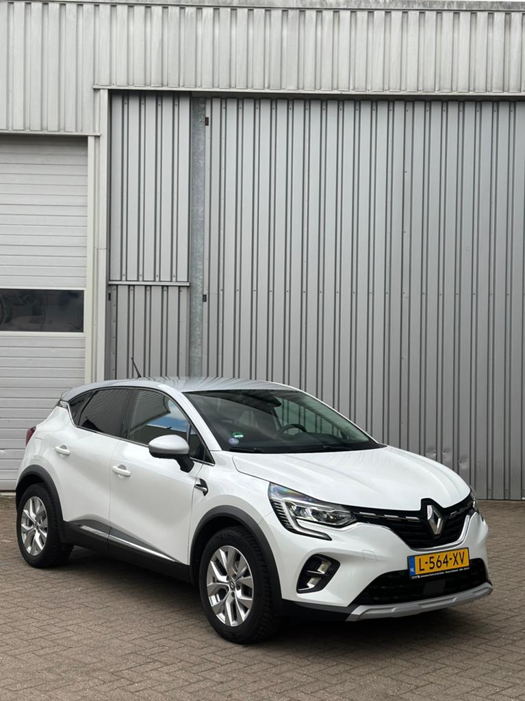 Renault Captur TCe 90pk GPF 2021 Wit Zeer net!, Auto's, Renault, Voorwielaandrijving, Zwart, Leder en Stof, Wit