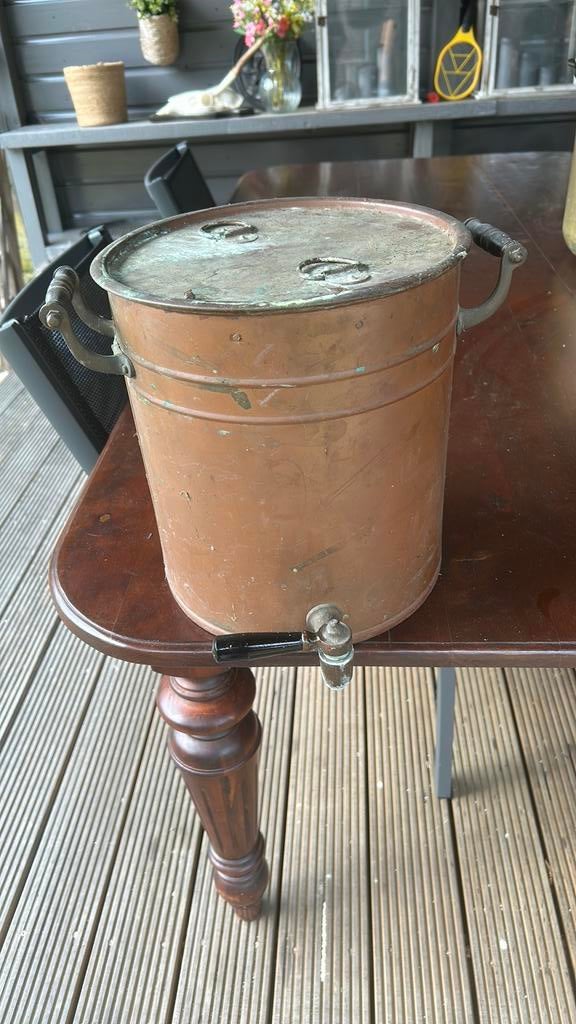 Koperen pot met kraan, Antiek en Kunst, Antiek | Koper en Brons, Ophalen of Verzenden