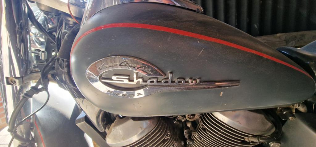 Honda Shadow 750 uit 1999, 750 cc, 2 cilinders, Chopper, 12 t/m 35 kW