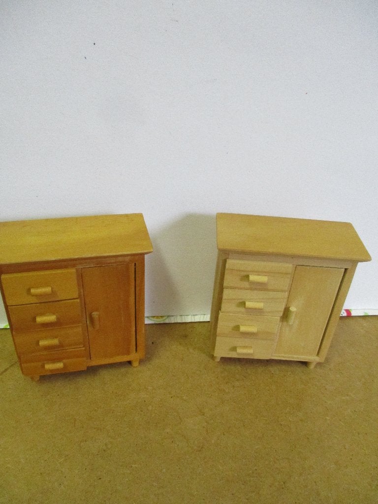 poppenhuis meidenkast kunnen apart verkocht worden, Ophalen of Verzenden, Zo goed als nieuw, Decoratie
