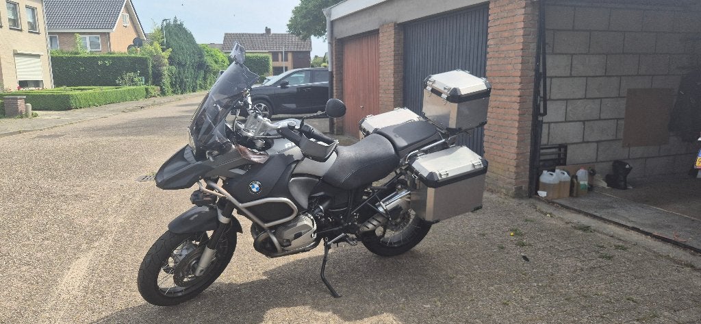Zeer nette BMW R 1200 GS ADVENTURE + VOLLEDIGE KOFFERSET, Motoren, Motoren | BMW, 2 cilinders, Handvatverwarming, Motorrijbewijs A