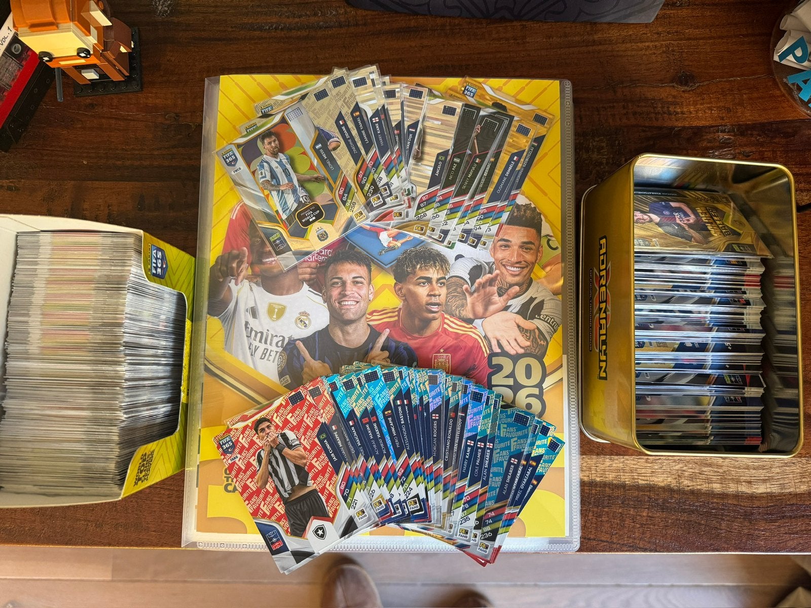 Panini FIFA 365 Adrenalyn XL 2025-2026 kaarten, Ophalen of Verzenden, Zo goed als nieuw