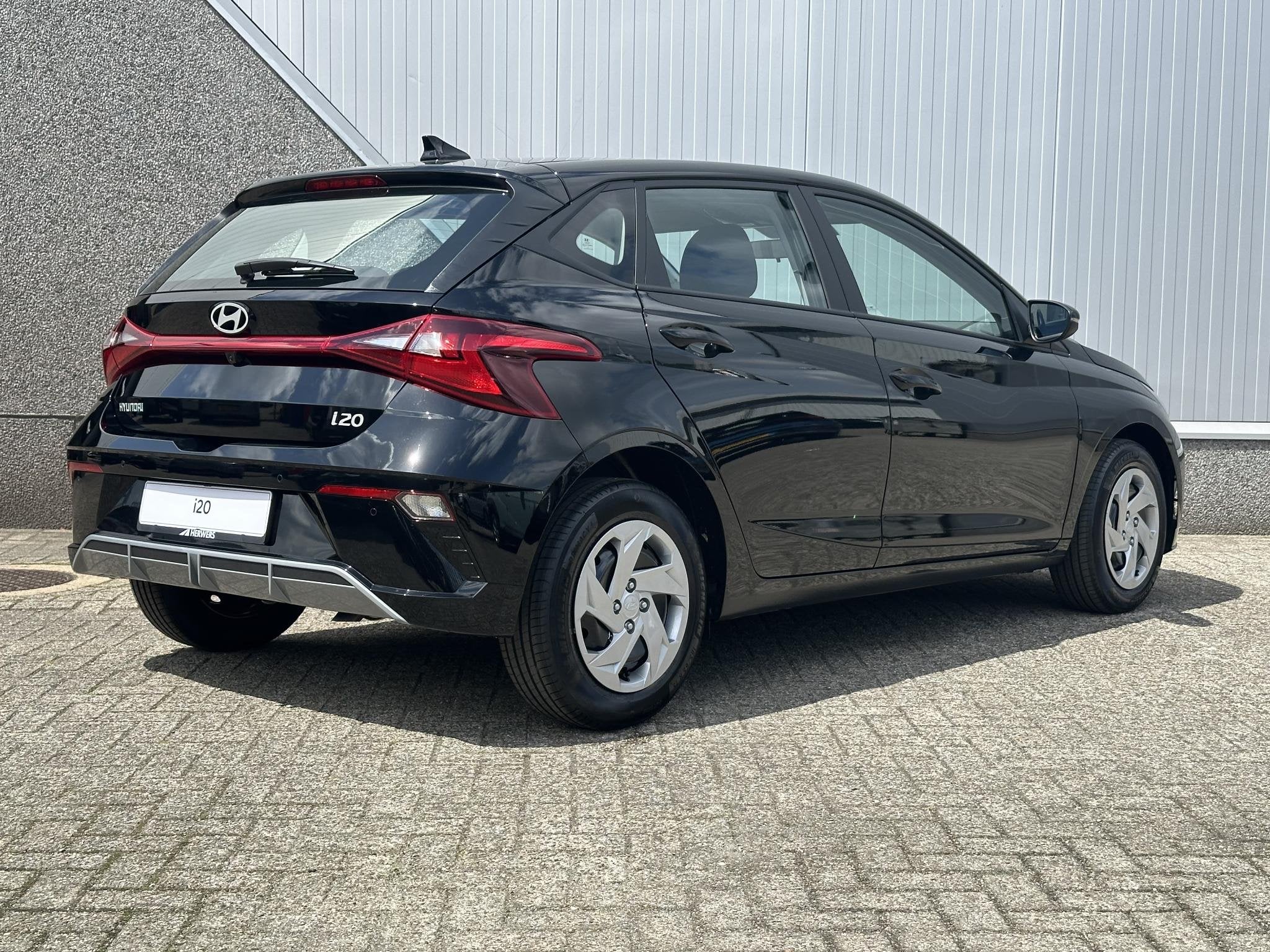 Hyundai i20 1.0 T-GDI E-Motion / €4000,- inruilvoordeel /, Auto's, Hyundai, Voorwielaandrijving, Euro 6, 1045 kg, Zwart