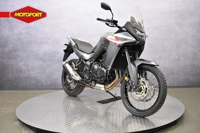 Honda XL 750 TRANSALP (bj 2024), Motoren, Info@motoportwormerveer.nl, Honda Motor Europe, Crystal Bldng B-Unit B11.2 Rivium Blv200
2909 LK  Capelle aan den IJsel, NL