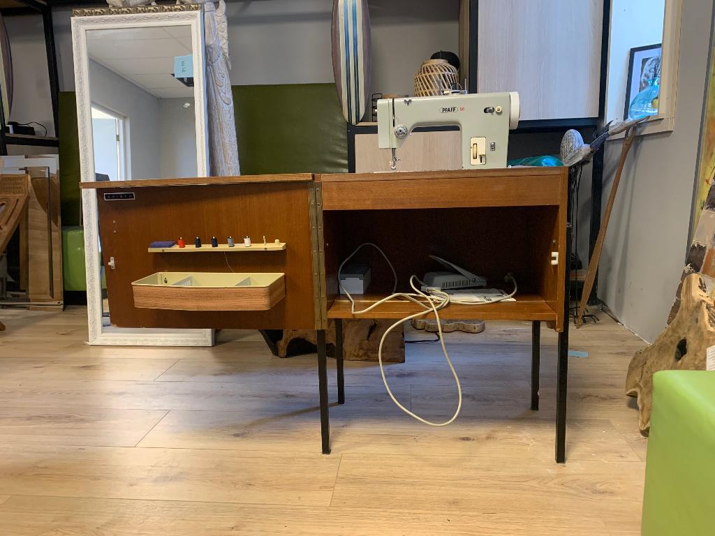 Pfaff 90 naaimachine met stand, Ophalen of Verzenden