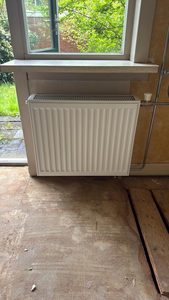 7 radiatoren verschillende maten, Ophalen, 30 tot 80 cm, Radiator, Zo goed als nieuw