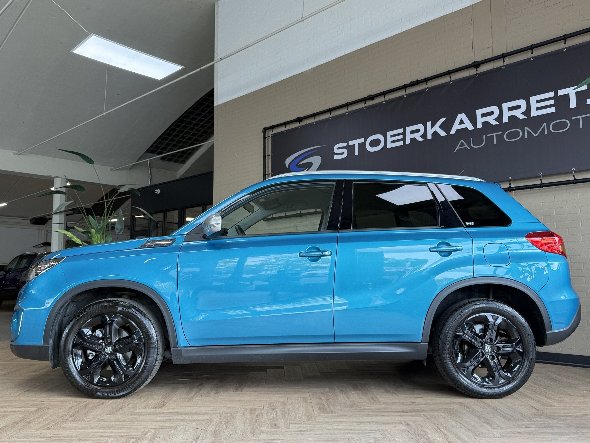 Suzuki Vitara 1.4 S Allgrip Navi | 17" | Carplay | Camera |, Automaat, Gebruikt, Zwart, 4 cilinders
