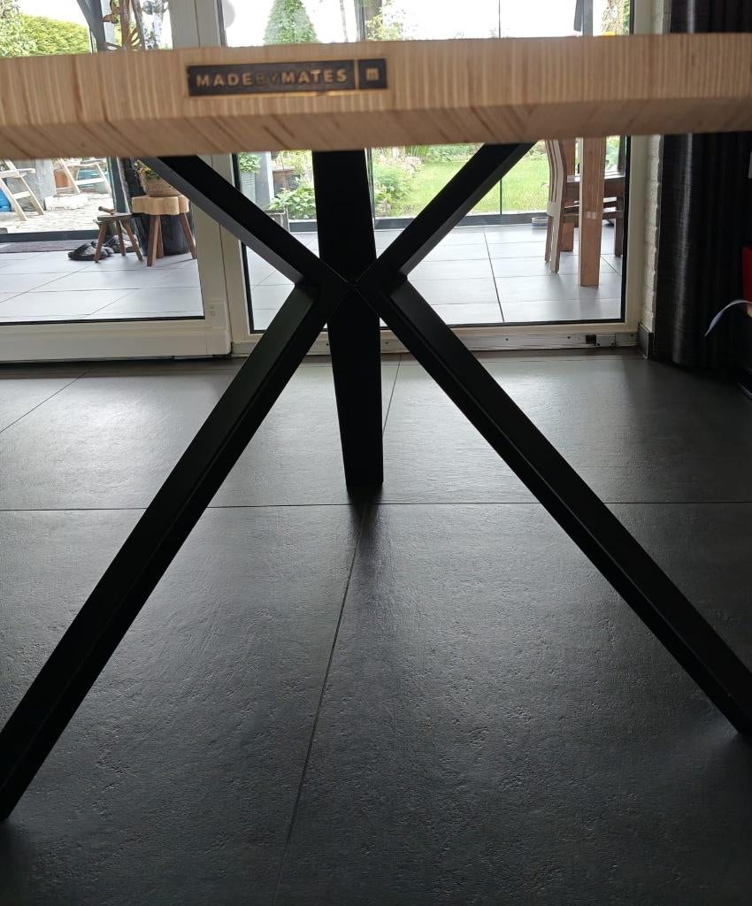 designtafel rond 150 cm., Huis en Inrichting, Tafels | Eettafels, Ophalen, 150 tot 200 cm, Rond, Minder dan 50 cm