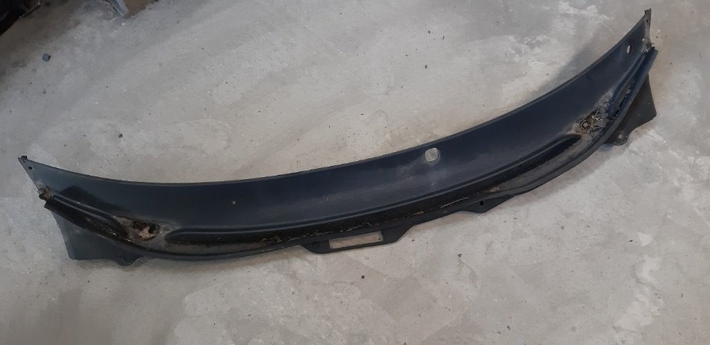Plastiek kap bij de ruitenwissers Volvo V70 uit 2004, Ophalen of Verzenden