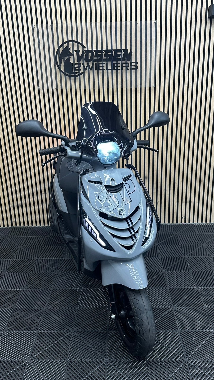 Piaggio Zip | Nardo Grey & Black | 2020 | 4.800 KM, Fietsen en Brommers, Scooters | Piaggio, Maximaal 45 km/u, Zip, Zo goed als nieuw