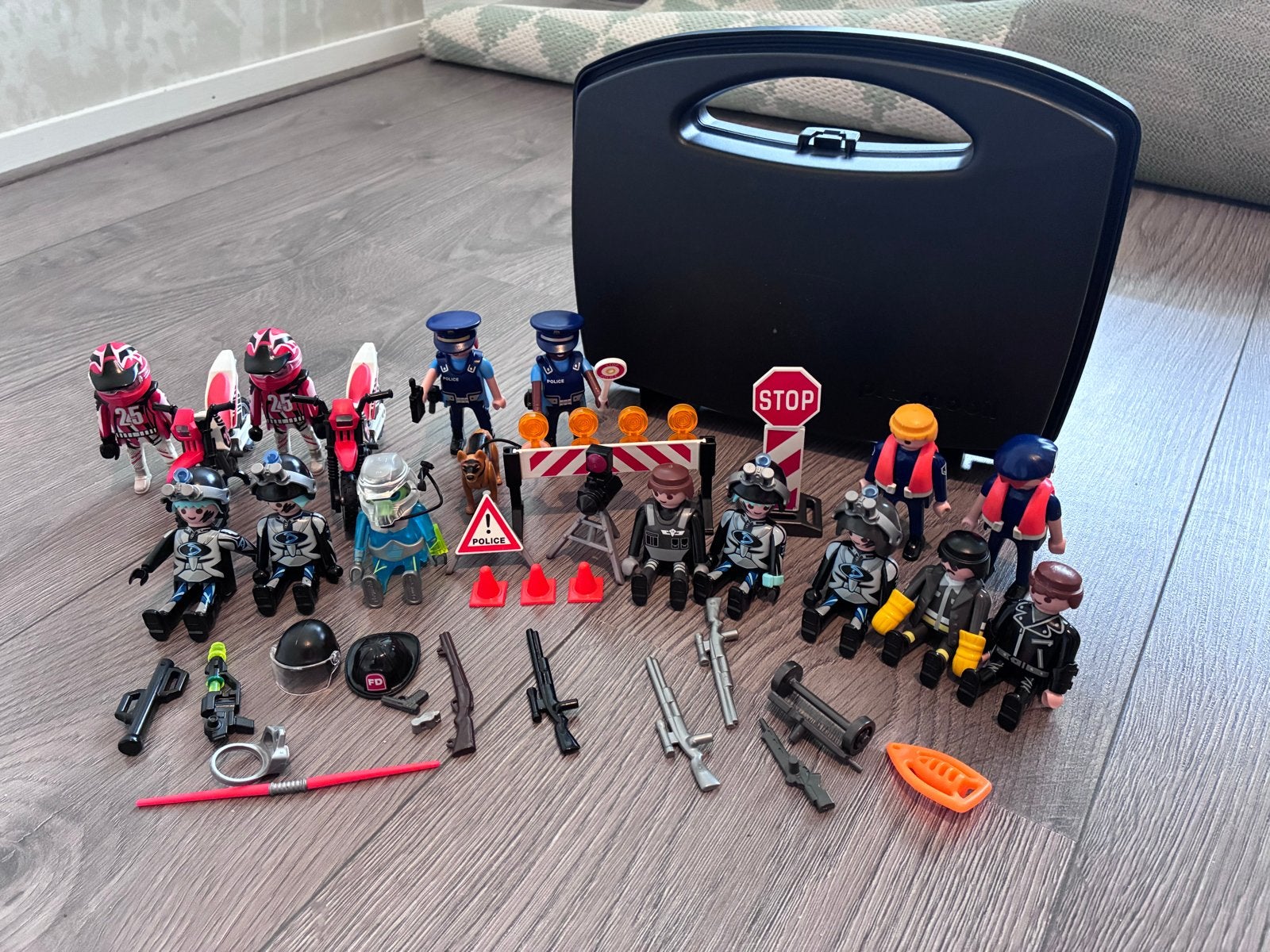 Playmobil Politie en Speciale Eenheid Set met Koffer, Kinderen en Baby's, Gebruikt, Complete set, Ophalen of Verzenden, City action