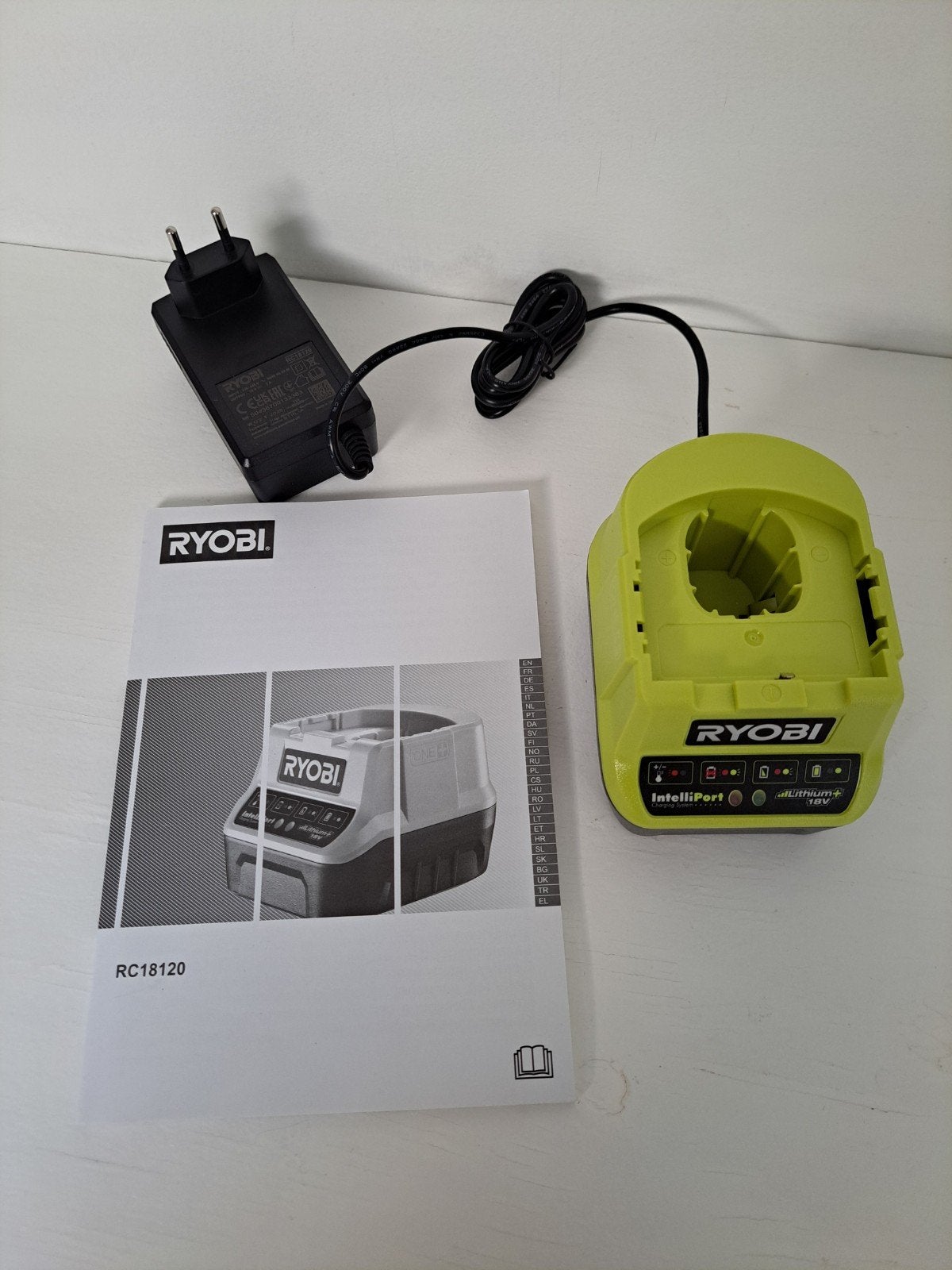 Ryobi accu lader | acculader | lader voor 18V Ryobi accu's, Doe-het-zelf en Verbouw, Ophalen of Verzenden, Nieuw