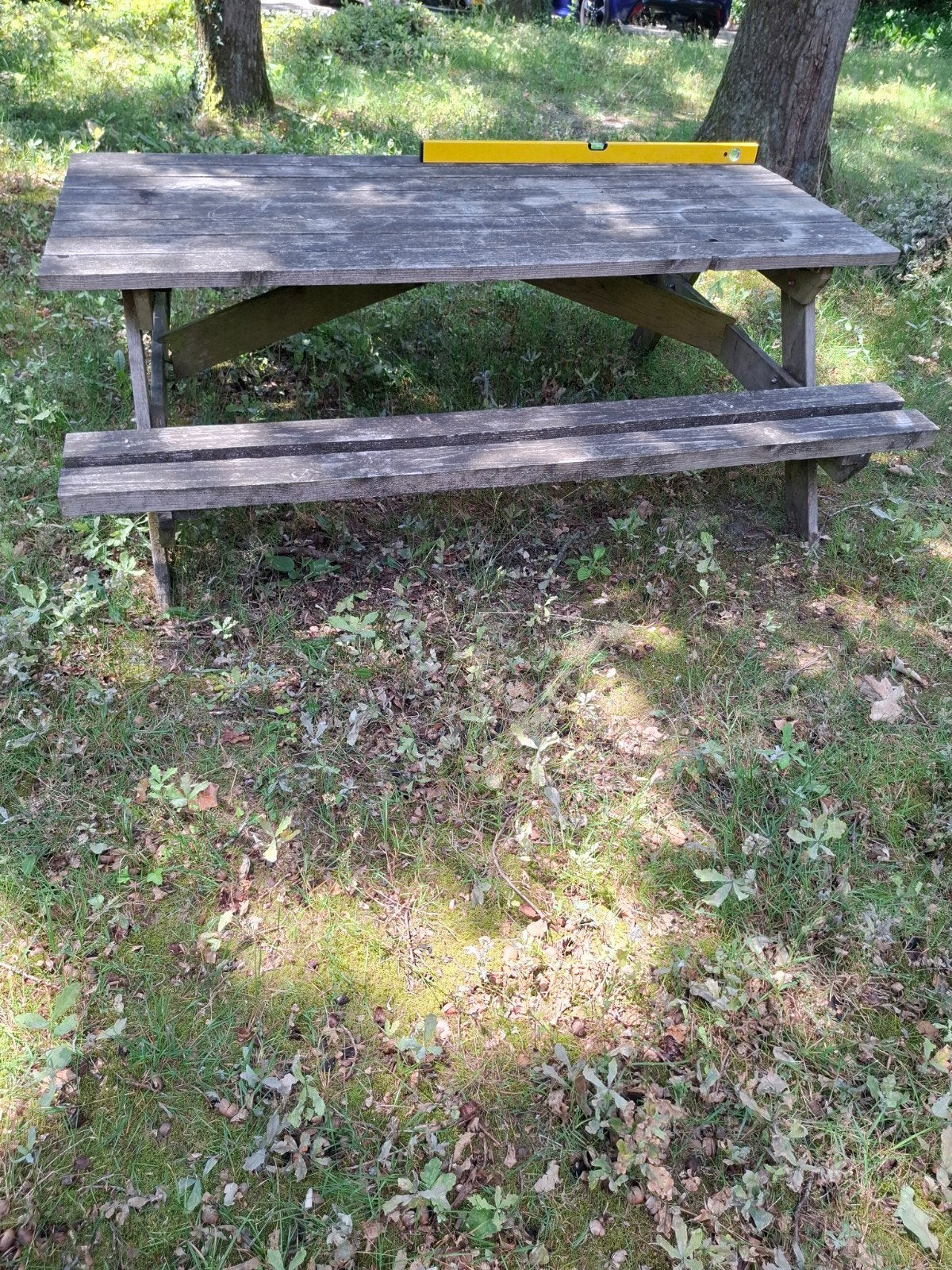 Gratis ophalen picknick tafel, Ophalen, Gebruikt, Hout