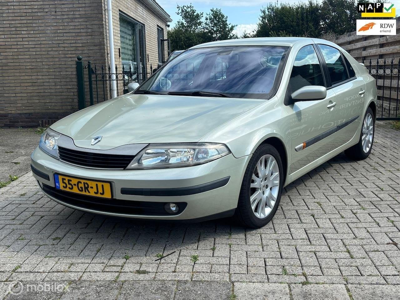 Renault Laguna 1.8-16V Expression | lange apk | cruise | air, Auto's, Laguna, Gebruikt, 4 cilinders, Bedrijf