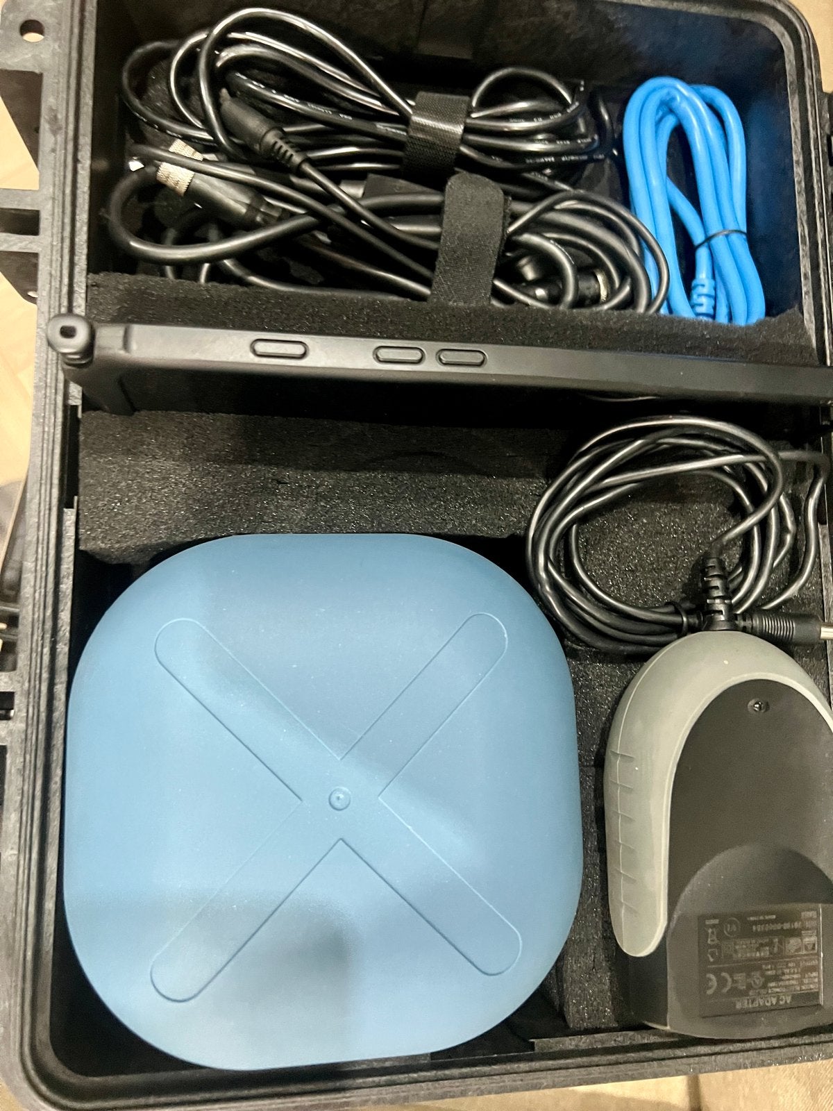 Foto 4 van MarXact UNI-GR1 GPS/GNSS ontvanger met accessoires
