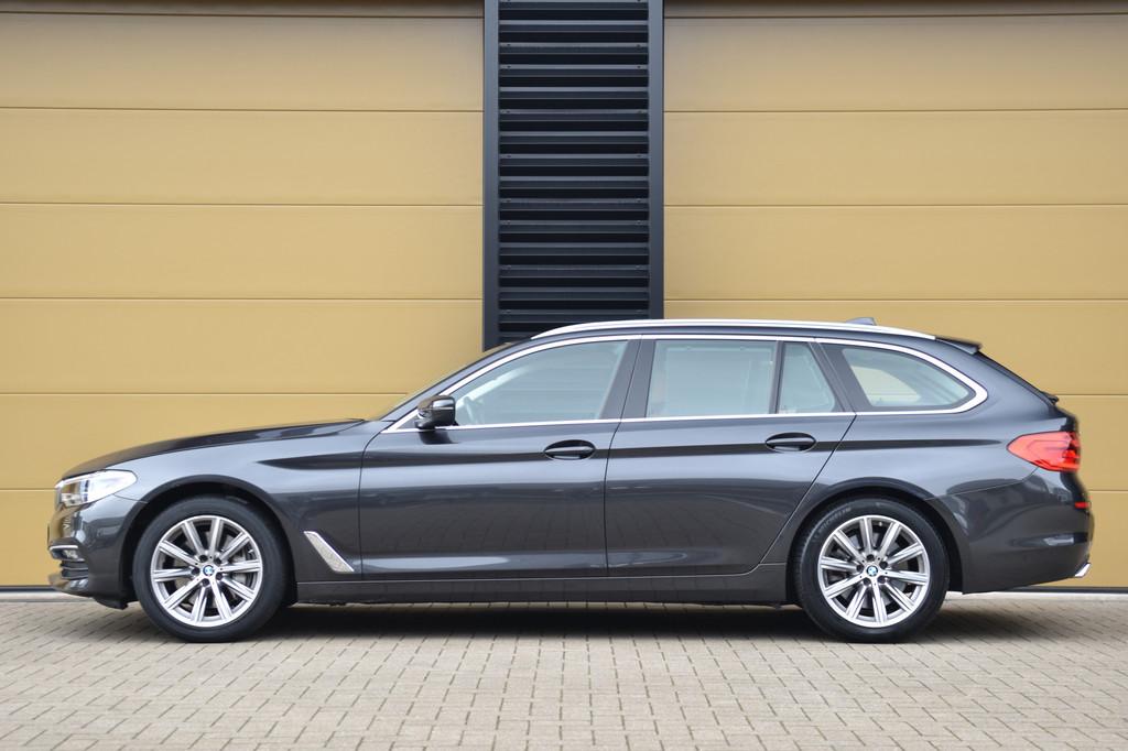 BMW 5 Serie Touring 540i xDrive High Executive * Comfortstoe, Auto's, BMW, Automaat, Gebruikt, 340 pk, Vierwielaandrijving