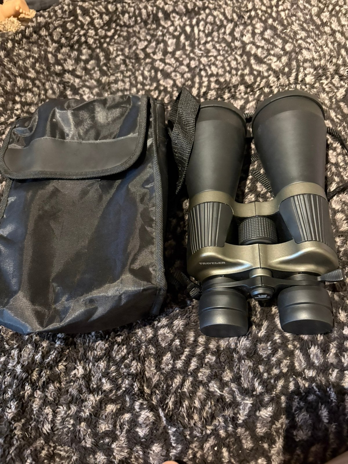 Traveler Verrekijker 10-30x60 zoom, Ophalen of Verzenden, 20x of meer, Porro (met knik), Met hoes of tas