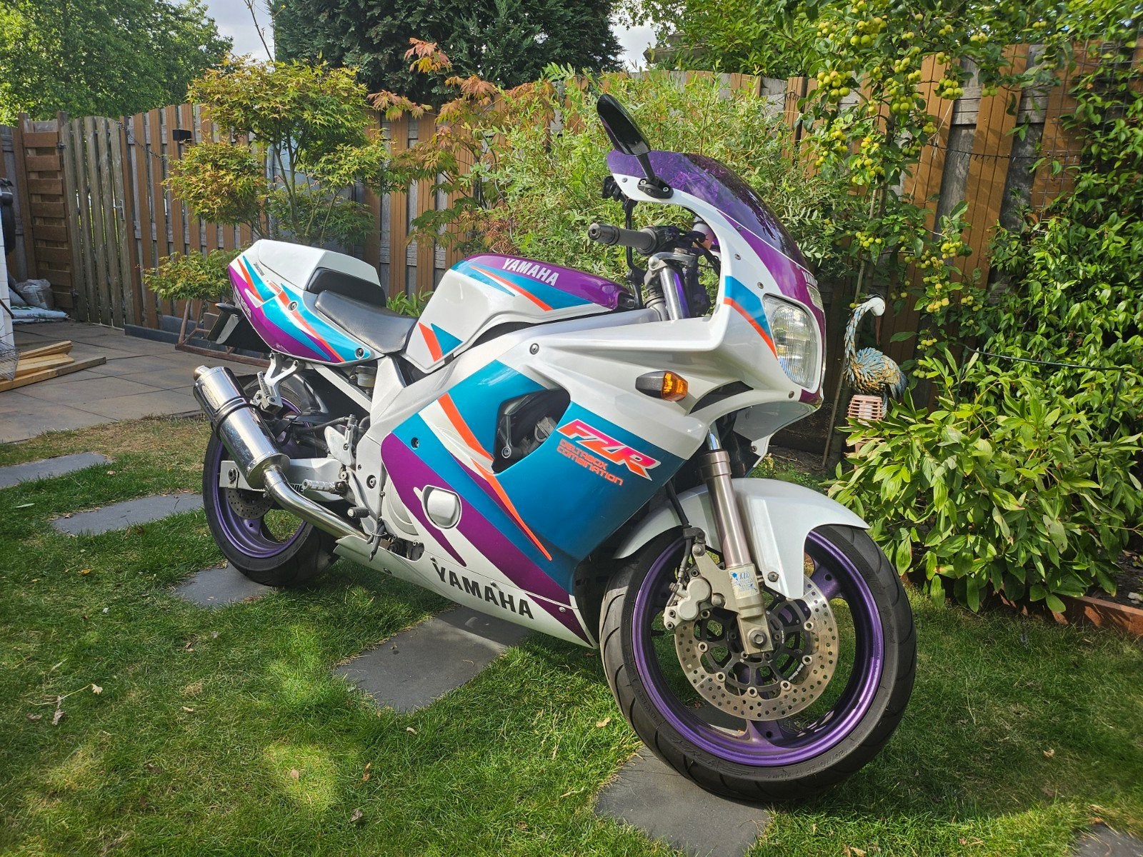 Yamaha FZR 600 Genesis - Sportieve klassieker, Particulier, Super Sport