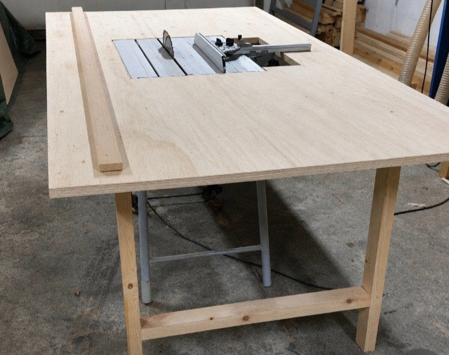 Festool CS 70 EBG Trek-/Afkortzaagmachine met werktafel, Ophalen, 1200 watt of meer, 70 mm of meer