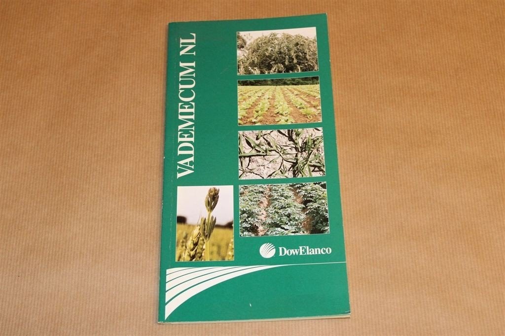 Vademecum NL — DowElanco Landbouw Gids Gewasbescherming, Ophalen of Verzenden, Gelezen, Bloemen, Planten en Bomen