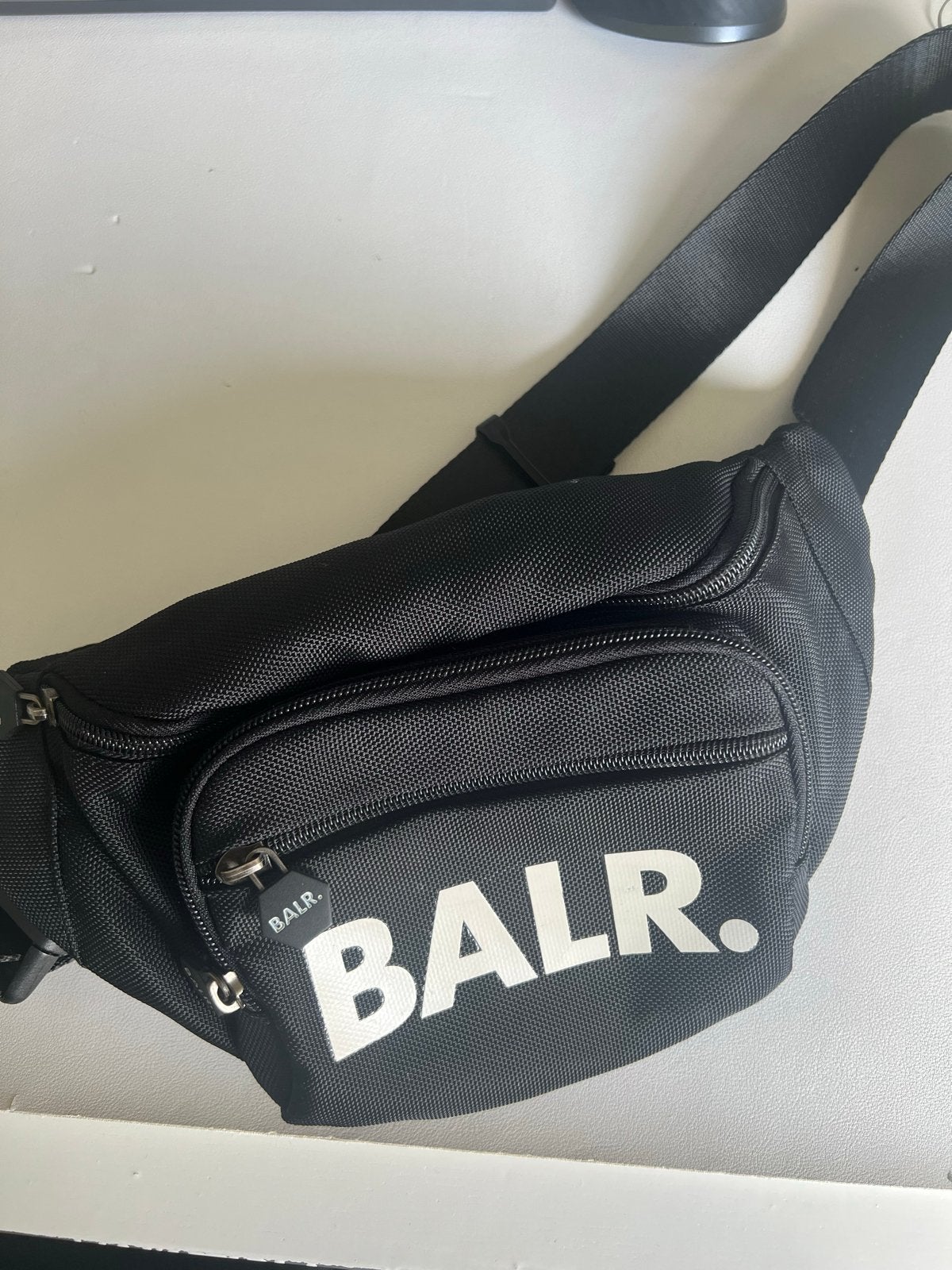 BALR. heuptas / crossbody tas zwart, Minder dan 30 cm, 25 tot 40 cm, Nieuw, Ophalen
