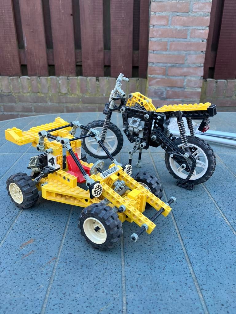 Lego technisch klassiekers, Lego, Overige typen, Ophalen of Verzenden, Zo goed als nieuw
