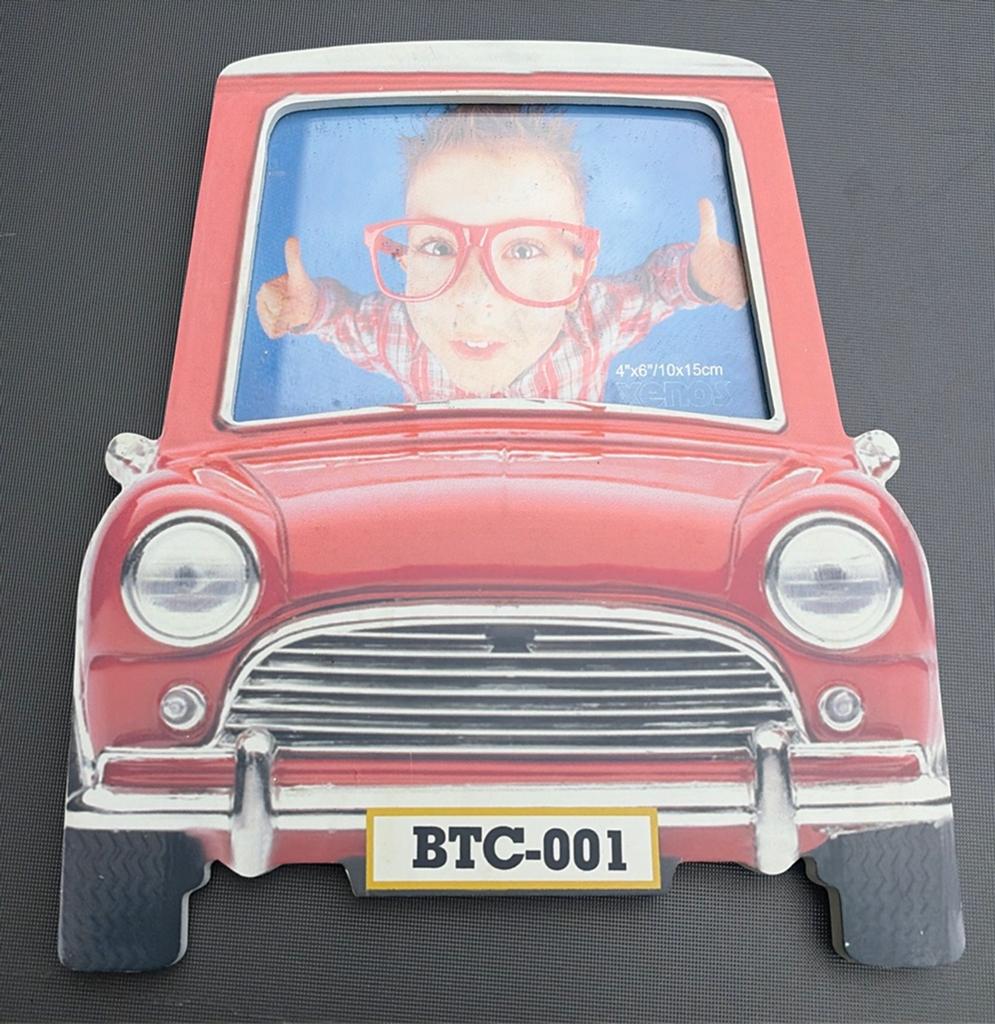 Leuk fotolijstje in de vorm van een rode auto 10x15 cm, Ophalen, Zo goed als nieuw, Overige materialen