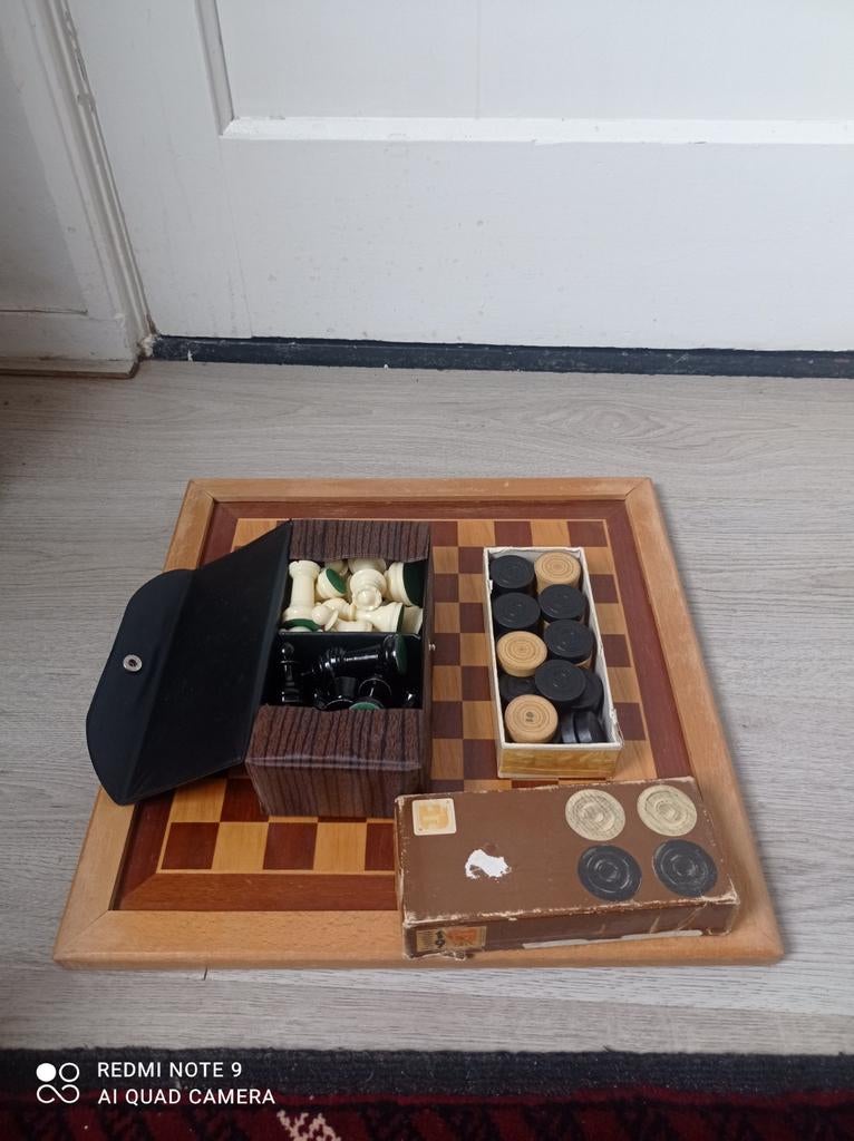 Schaakspel en dum spelen met boord 37 x 37, Ophalen of Verzenden